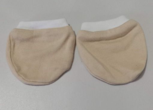 Picture of MDL02407 :: Size:New Born :: Baby Caps, Socks and Mitten Sets